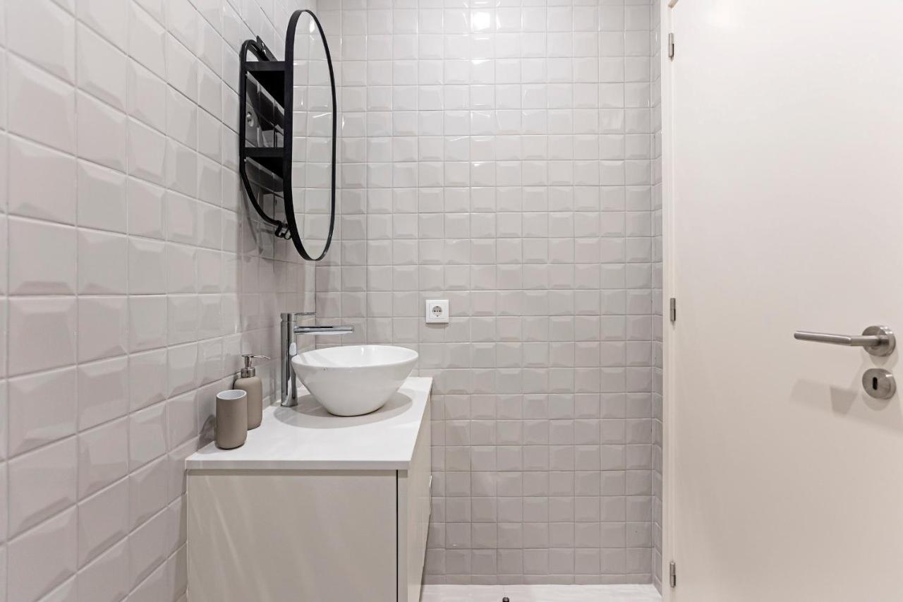 31 Janeiro 157 - Charming 1Br Flat W/ Ac & Balcony By Lovelystay Porto Bagian luar foto