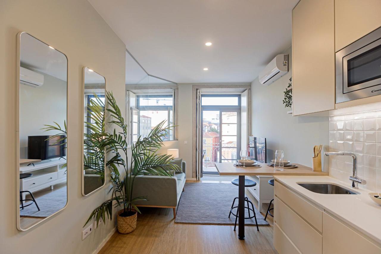 31 Janeiro 157 - Charming 1Br Flat W/ Ac & Balcony By Lovelystay Porto Bagian luar foto
