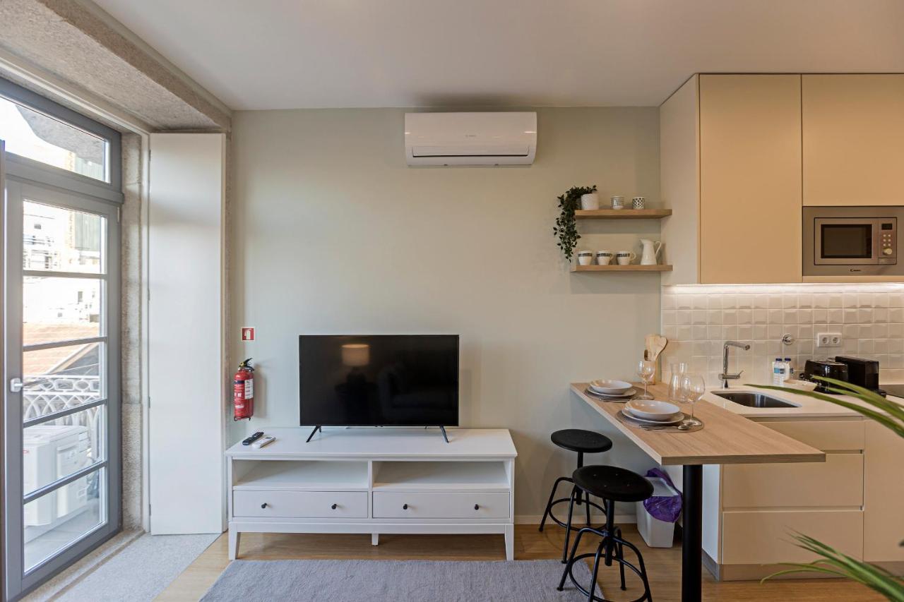 31 Janeiro 157 - Charming 1Br Flat W/ Ac & Balcony By Lovelystay Porto Bagian luar foto